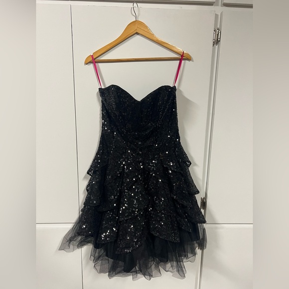 New - Betsey Johnson Black Strapless Sequin Dress - Picture 2 of 8